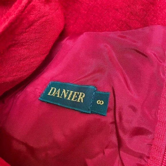 Vintage - Red Suede Leather Skirt - Picture 8 of 11